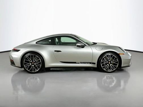 2026 Porsche 911 Carrera