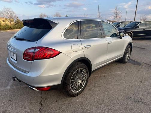 2013 Porsche Cayenne Cayenne