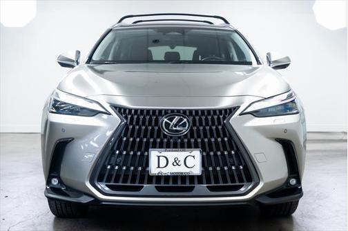 2022 Lexus NX 450h+ Luxury