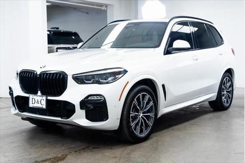 2020 BMW X5 M50i