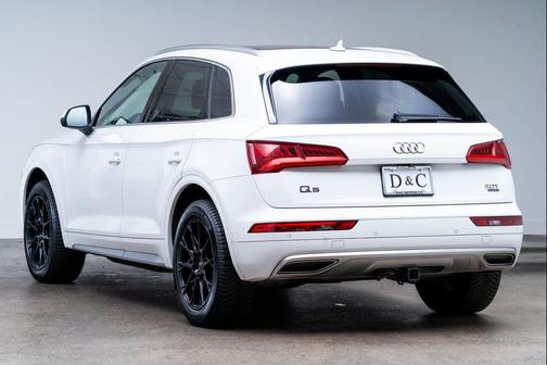 Ibis White 2018 Audi Q5 2.0T Tech Premium