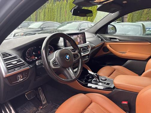 2022 BMW X4 xDrive30i