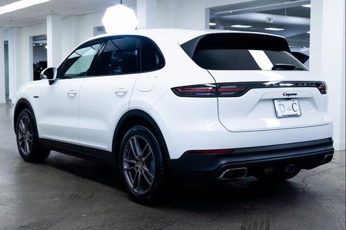 2021 Porsche Cayenne Cayenne E-Hybrid
