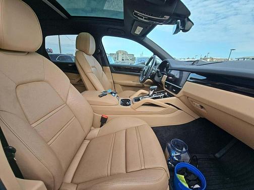 2021 Porsche Cayenne Cayenne E-Hybrid