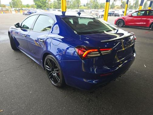 2021 Maserati Ghibli Trofeo