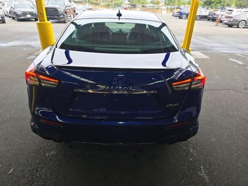 2021 Maserati Ghibli Trofeo