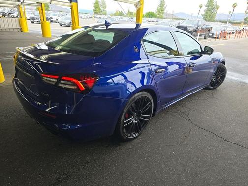 2021 Maserati Ghibli Trofeo