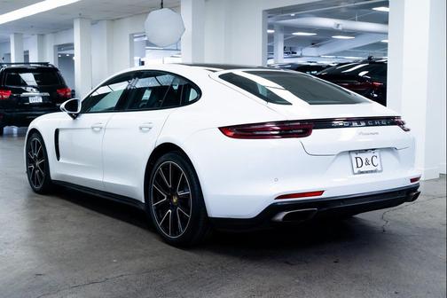 2020 Porsche Panamera 4