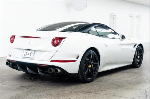 2015 Ferrari California T
