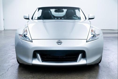 2011 Nissan 370Z Touring