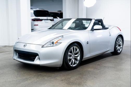 2011 Nissan 370Z Touring