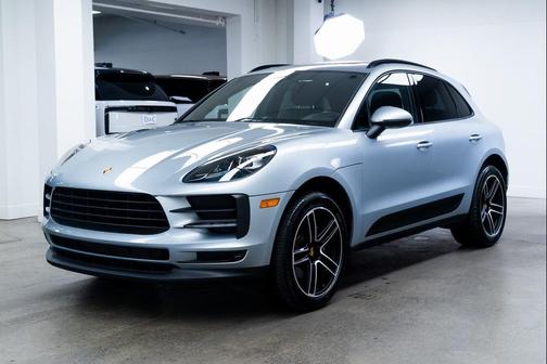 2021 Porsche Macan Panoramic Roof Heated Seats