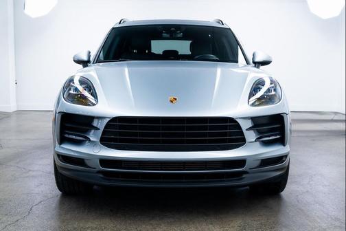 2021 Porsche Macan Panoramic Roof Heated Seats