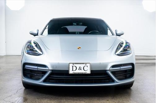 2018 Porsche Panamera Turbo