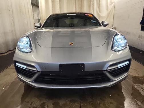 2018 Porsche Panamera Turbo