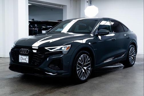2024 Audi Q8 e-tron Premium Plus