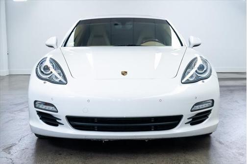 2012 Porsche Panamera Hybrid S