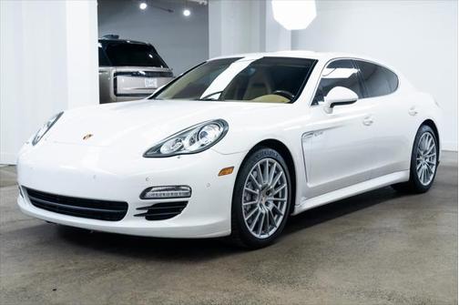 2012 Porsche Panamera Hybrid S