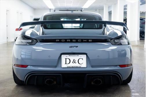 2023 Porsche 718 Cayman GT4