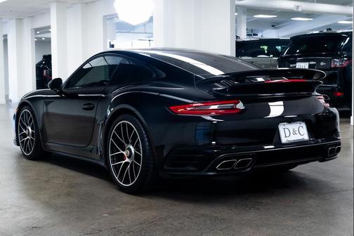 2017 Porsche 911 Turbo