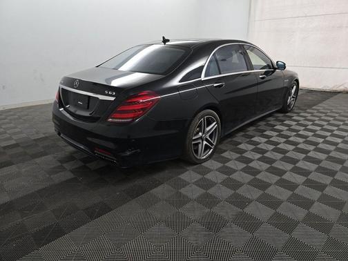 2019 Mercedes-Benz AMG S 63 4MATIC