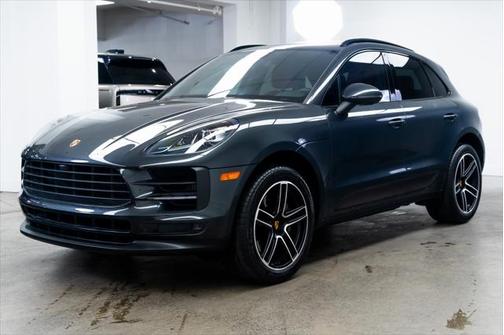 2021 Porsche Macan Base