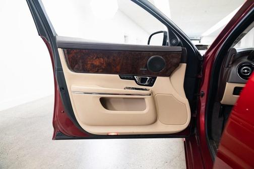 2014 Jaguar XJ Base for sale in Portland, OR - image 10