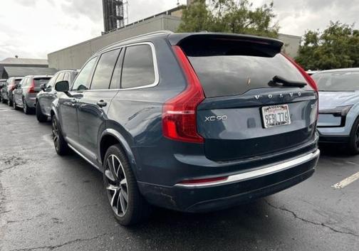 2023 Volvo XC90 B5 Plus