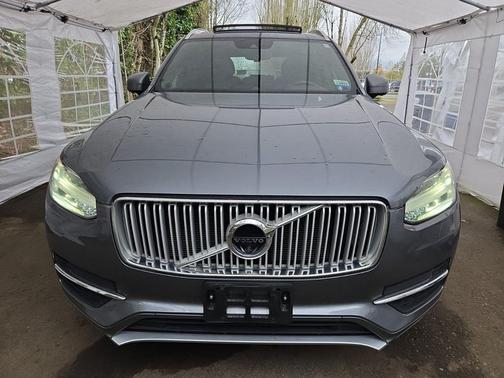 2018 Volvo XC90 T6 Inscription