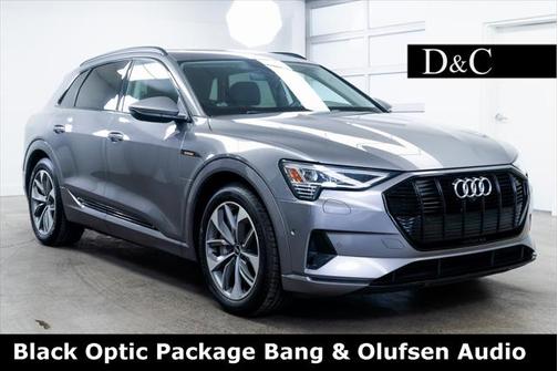 2021 Audi e-tron Premium Plus