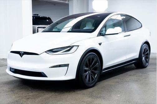 2022 Tesla Model X Plaid Tri Motor All-Wheel Drive
