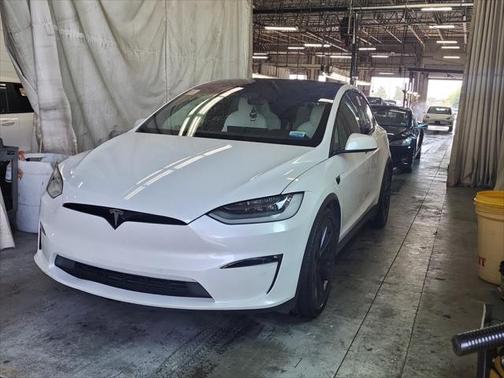 2022 Tesla Model X Plaid Tri Motor All-Wheel Drive