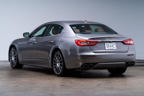 Gray 2017 Maserati Quattroporte S Q4 GranLusso