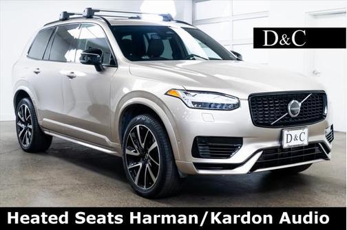 2023 Volvo XC90 Recharge Plug-In Hybrid T8 Plus Dark Theme 7-Seater