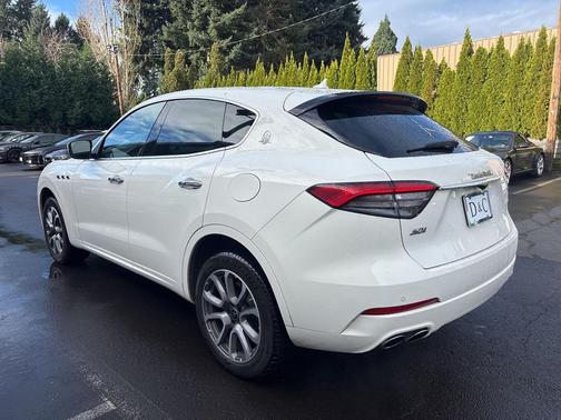 2021 Maserati Levante S