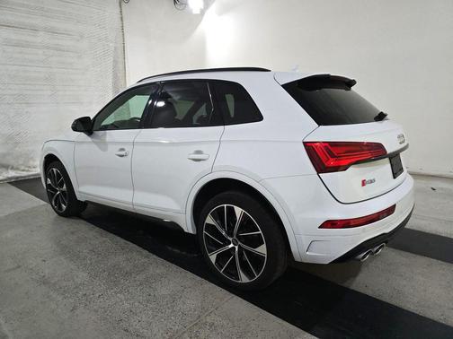 2024 Audi SQ5 3.0T Premium Plus