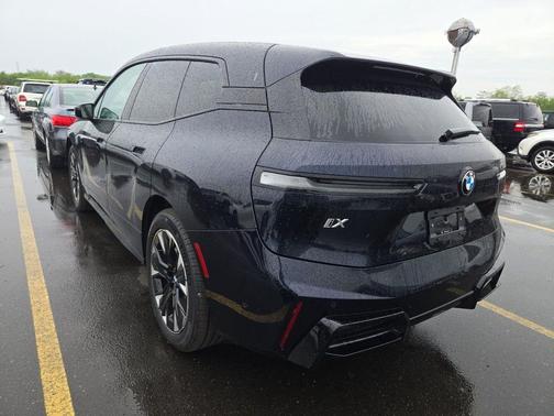 Carbon Black Metallic 2026 BMW iX xDrive60