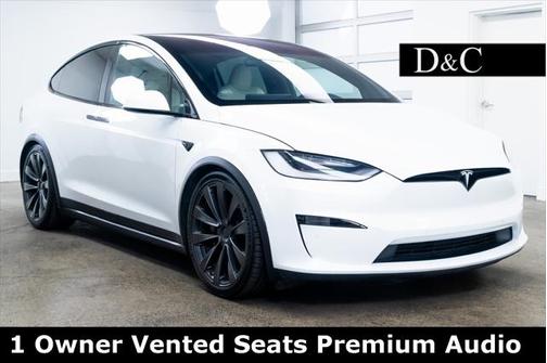 2022 Tesla Model X Plaid Tri Motor All-Wheel Drive
