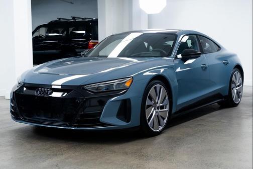 2022 Audi e-tron GT Prestige
