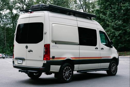 2020 Mercedes-Benz Sprinter 2500 Standard Roof