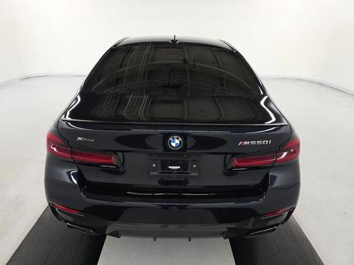 2023 BMW M550 i Xdrive