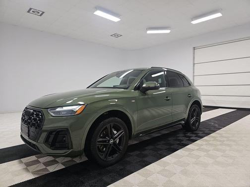 2023 Audi Q5 55 S line Premium Plus