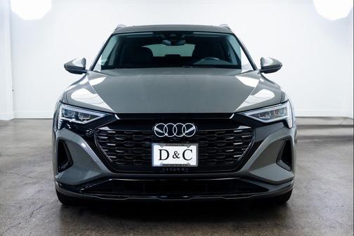 2024 Audi Q8 e-tron Premium