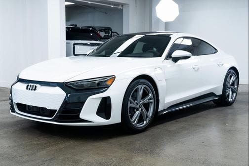 2024 Audi e-tron GT Premium Plus quattro