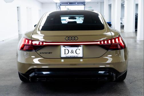 2023 Audi e-tron GT Premium Plus quattro