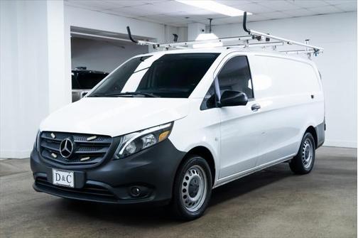 2021 Mercedes-Benz Metris Base