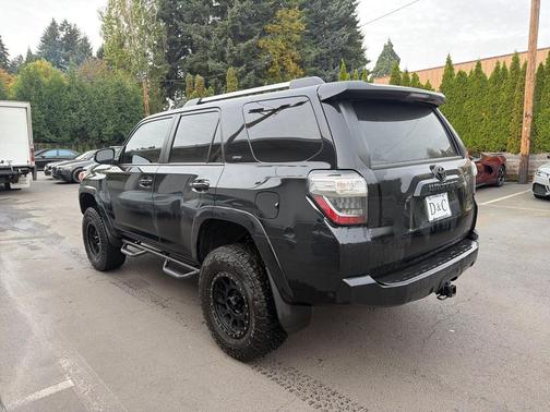 2022 Toyota 4Runner SR5
