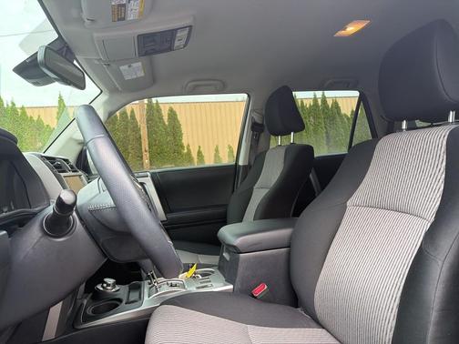 2022 Toyota 4Runner SR5