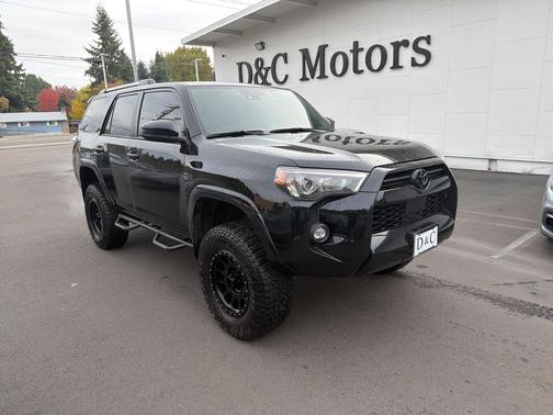2022 Toyota 4Runner SR5
