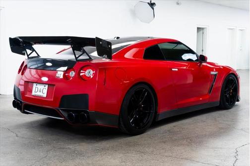 2009 Nissan GT-R Premium
